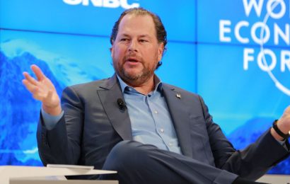 Salesforce CEO calls artificial intelligence a ‘new human right’