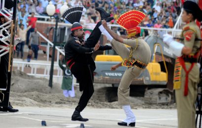 India-Pakistan tensions escalate with airstrikes across Kashmir border