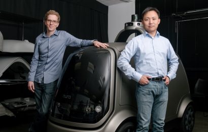 Driverless delivery startup Nuro raises almost $1 billion from SoftBank