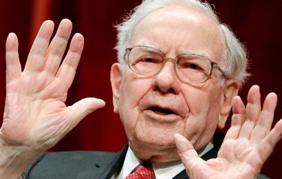 Warren Buffett wants to make an ‘elephant-sized’ purchase, but says ‘prices are sky-high’