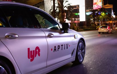 IPO valued Lyft at $ 24.3 billion