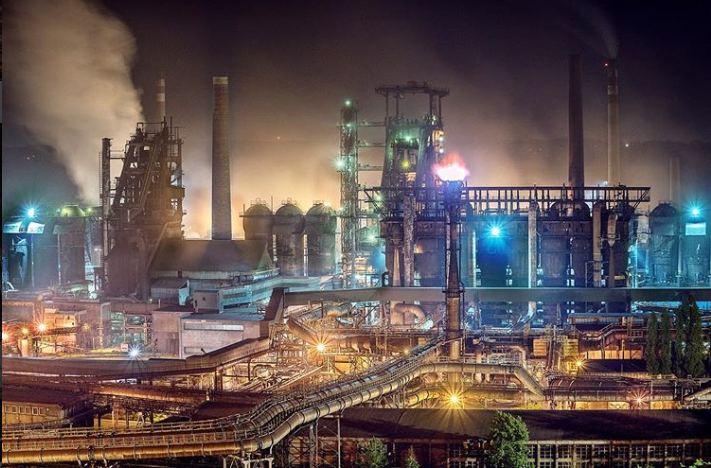 ArcelorMittal podruhé za měsíc snižuje výrobu oceli v Evropě
