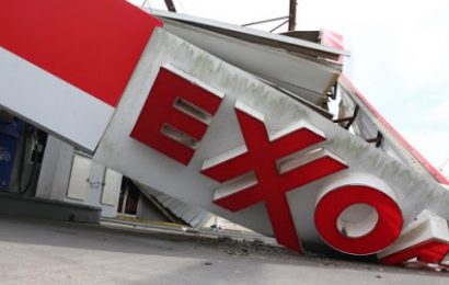 Exxon Posts First Loss in Three Decades