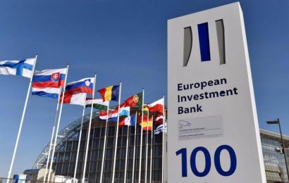 EIB: Banky čekají prudký nárůst špatných úvěrů