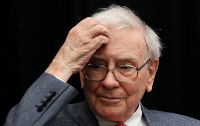 Warren Buffett’s Berkshire Hathaway buys Dominion Energy gas lines in $9.7B deal