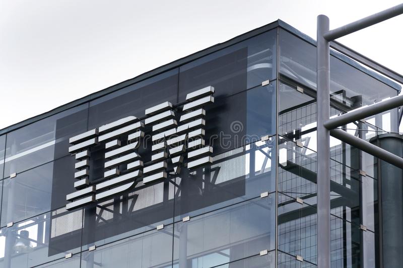 IBM se rozdělí na dvě entity