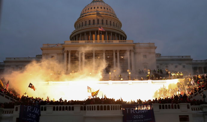 Kongres USA schválil krizový inflační balíček