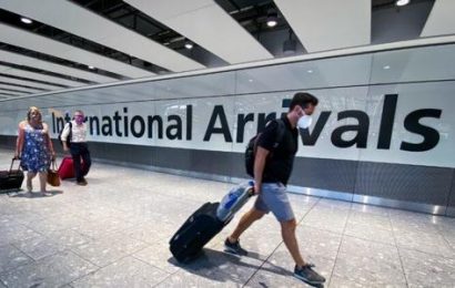 Heathrow Airport Passenger Numbers Remain Almost 90% Down From Pre-Pandemic Levels