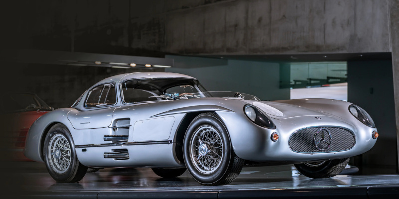 Mercedes Sells 1955 Gullwing 300 SLR For $142 Million