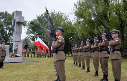 Poland wants Ukraine to admit genocide