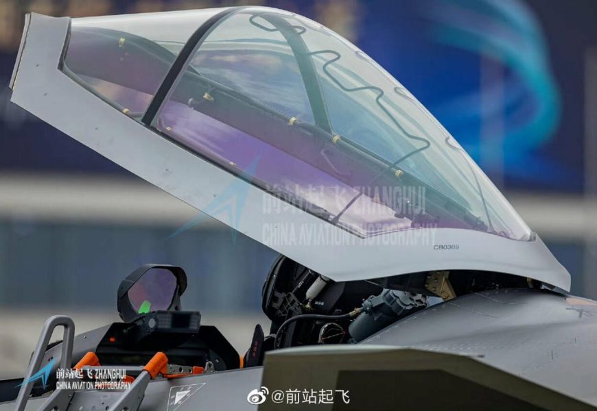 Čínský stealth J-20 poprvé veřejně vystaven