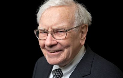 Buffett’s Berkshire Increases Stake in Chevron and Occidental